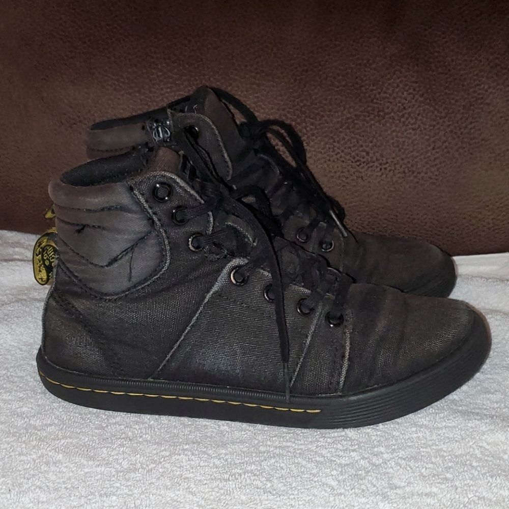 Dr. Martens Rozarya Canvas Boots